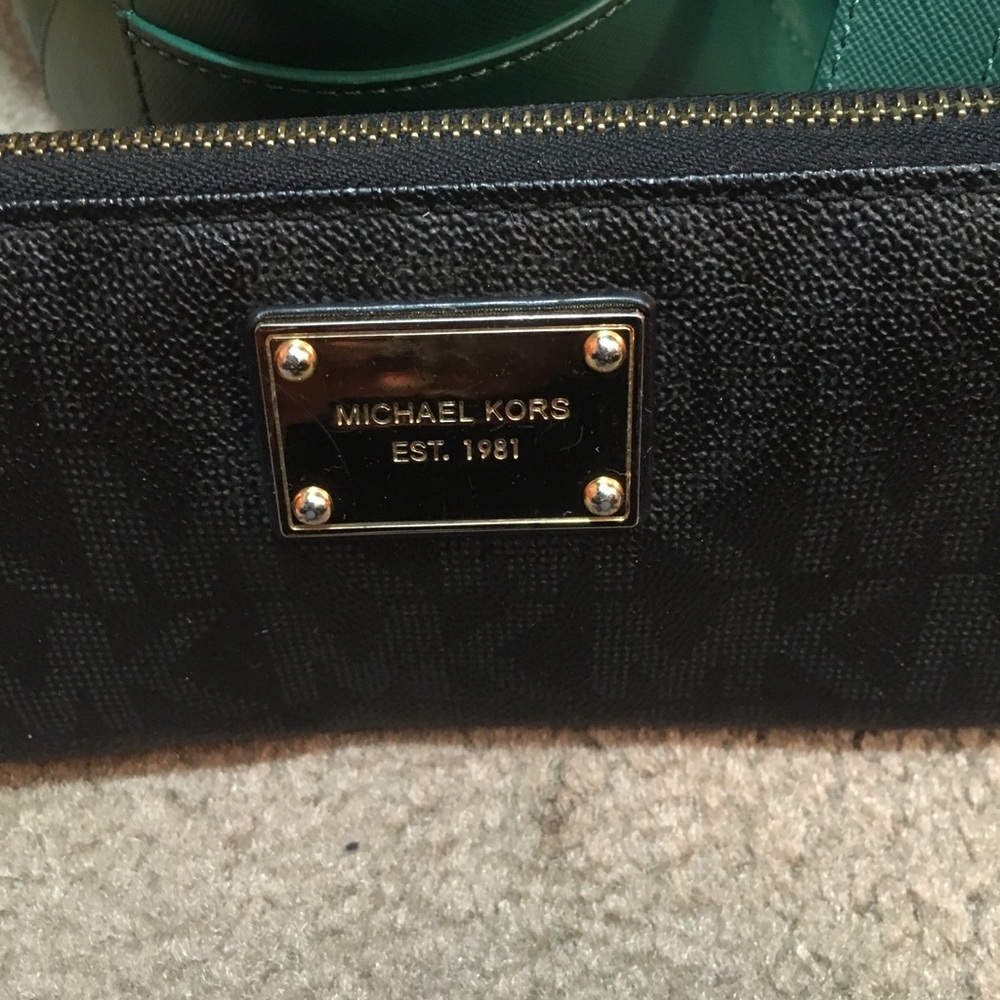 Authentic Michael Kors wallet. No box.